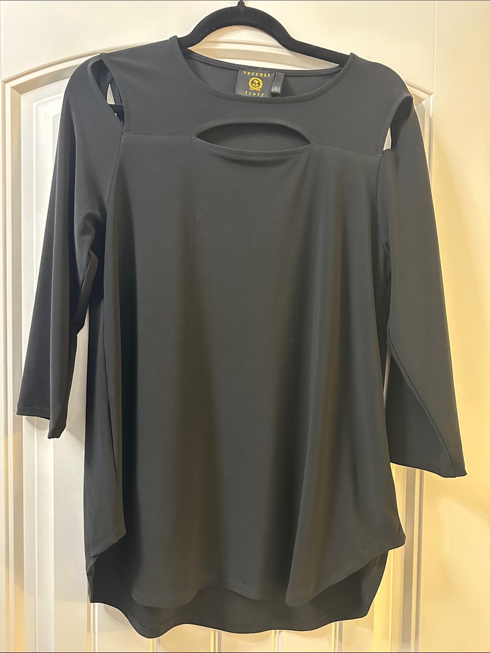 Vecceli Italy Black Cutout Shoulder Tunic Top